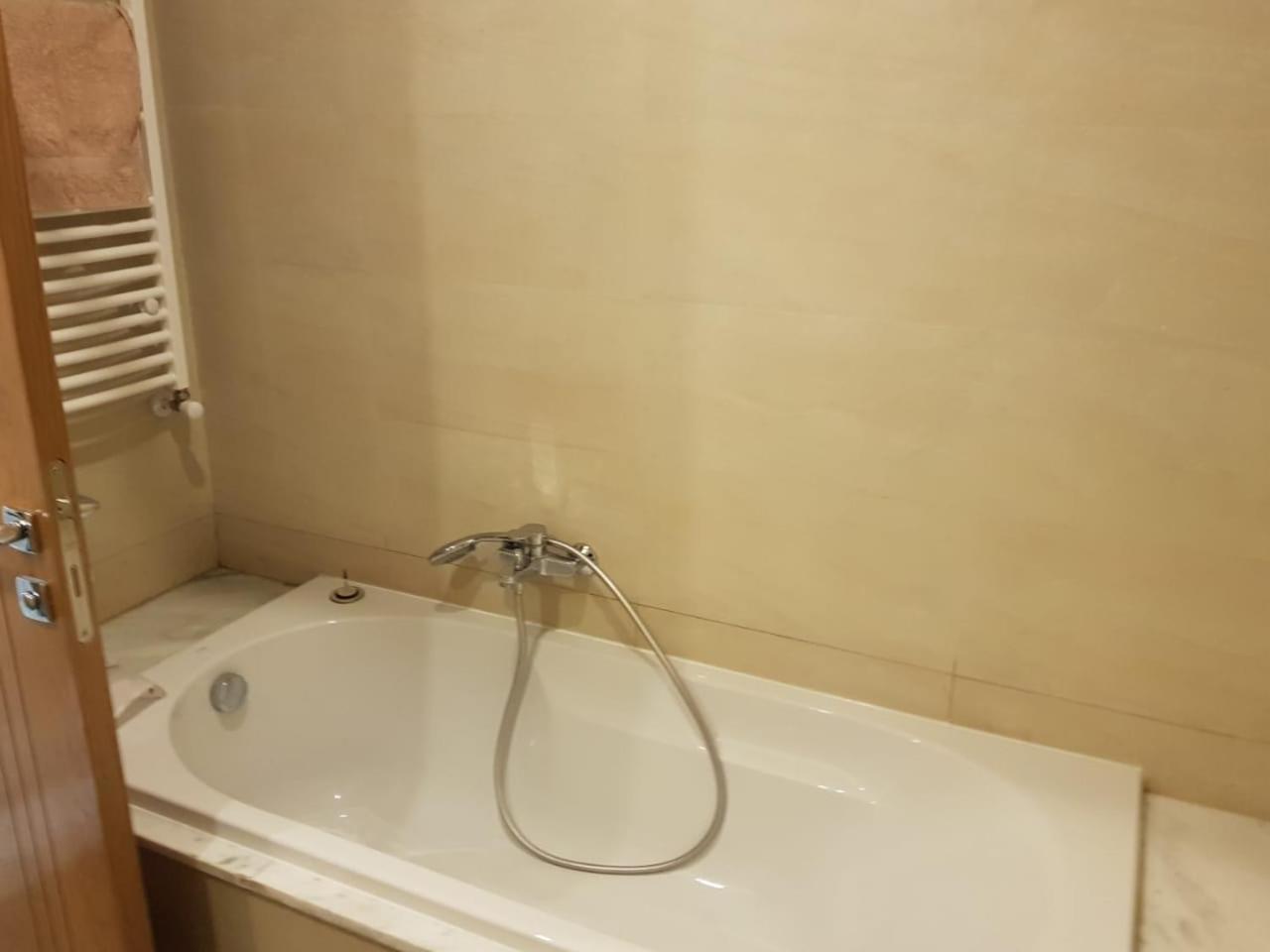 Appartement S+1 Jardin De Carthage Tunis Eksteriør billede